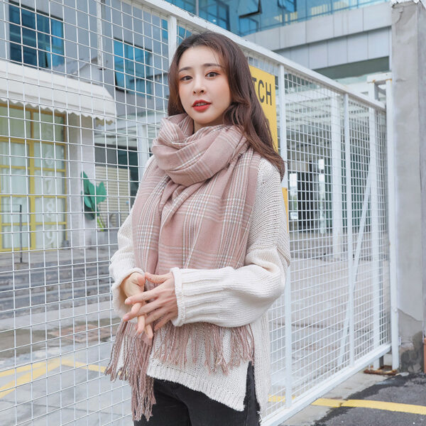 Warm Cashmere Scarf - Image 4