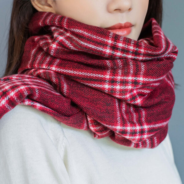 Warm Cashmere Scarf - Image 10