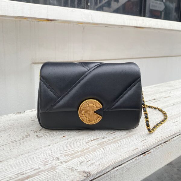 Light Luxury Retro Shoulder Crossbody Bag - Image 3